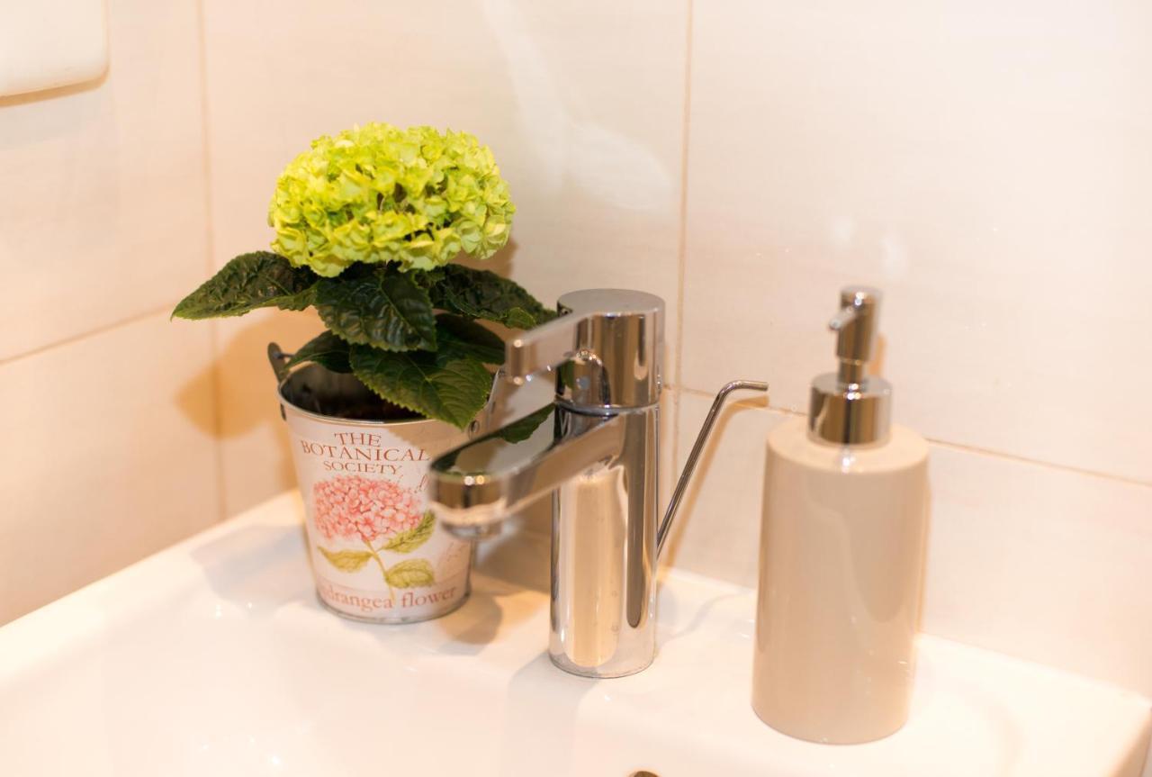 Charme De Varsovie Apartment ภายนอก รูปภาพ